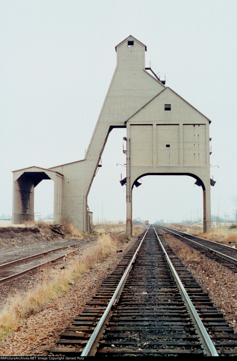 Coaling Tower over C&NW Mains